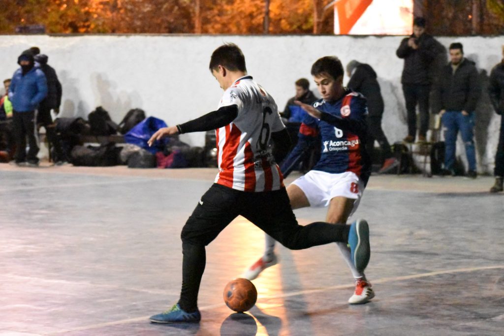 Futsal. Círculo Policial - Regatas B/ Futsal de Primera